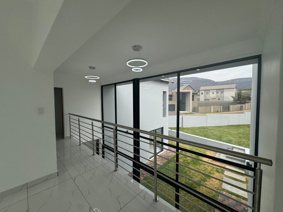 6 Bedroom Property for Sale in Leloko Lifestyle Estate North West